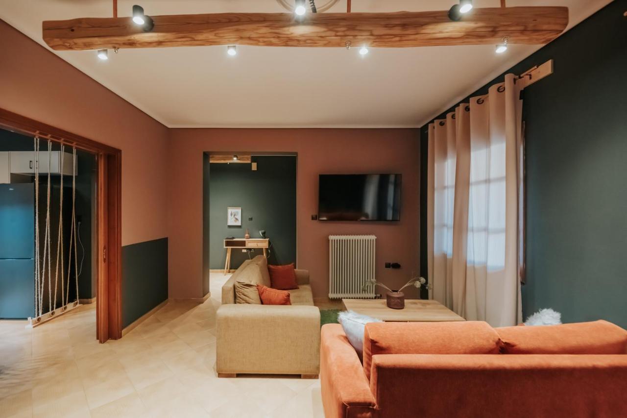 Kalavrita Krinides Apartment And Attics Buitenkant foto