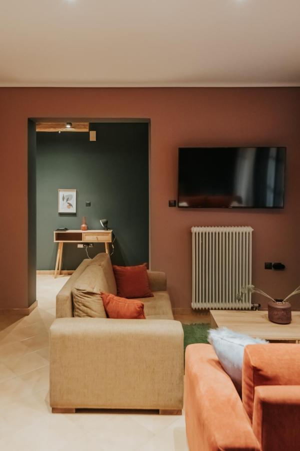 Kalavrita Krinides Apartment And Attics Buitenkant foto