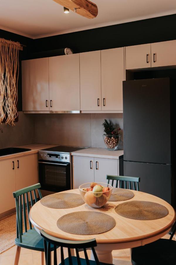 Kalavrita Krinides Apartment And Attics Buitenkant foto