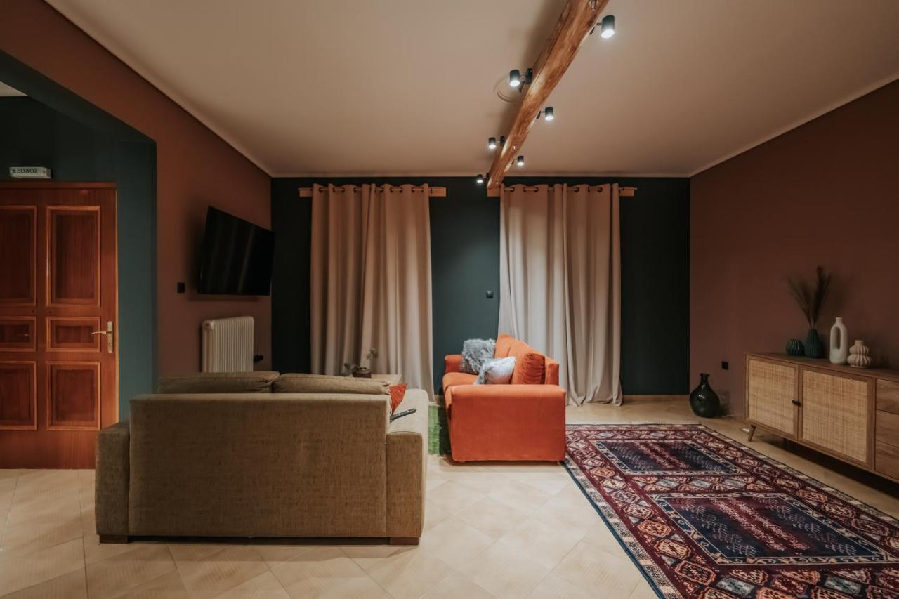 Kalavrita Krinides Apartment And Attics Buitenkant foto
