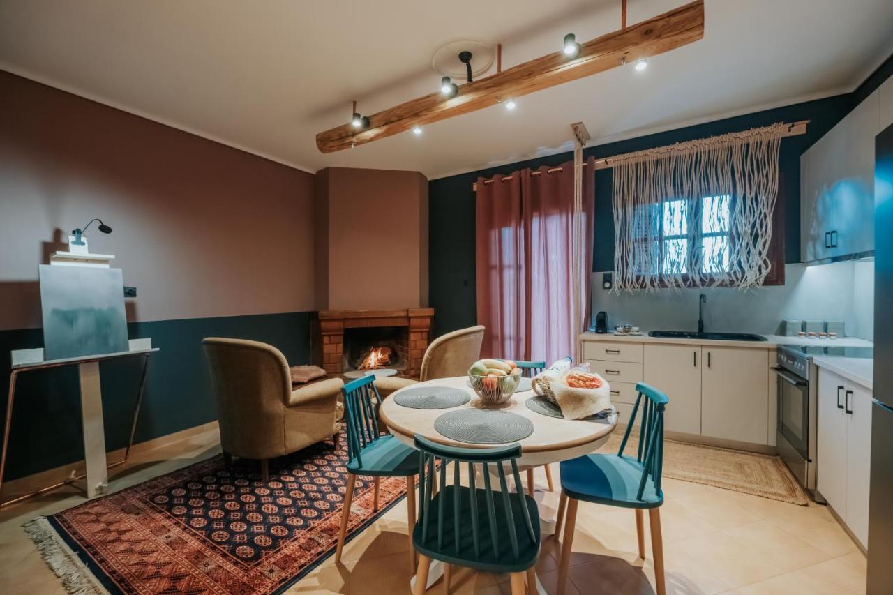 Kalavrita Krinides Apartment And Attics Buitenkant foto